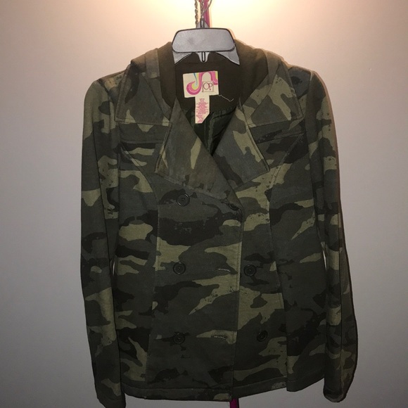 Jacket - Picture 1 of 1